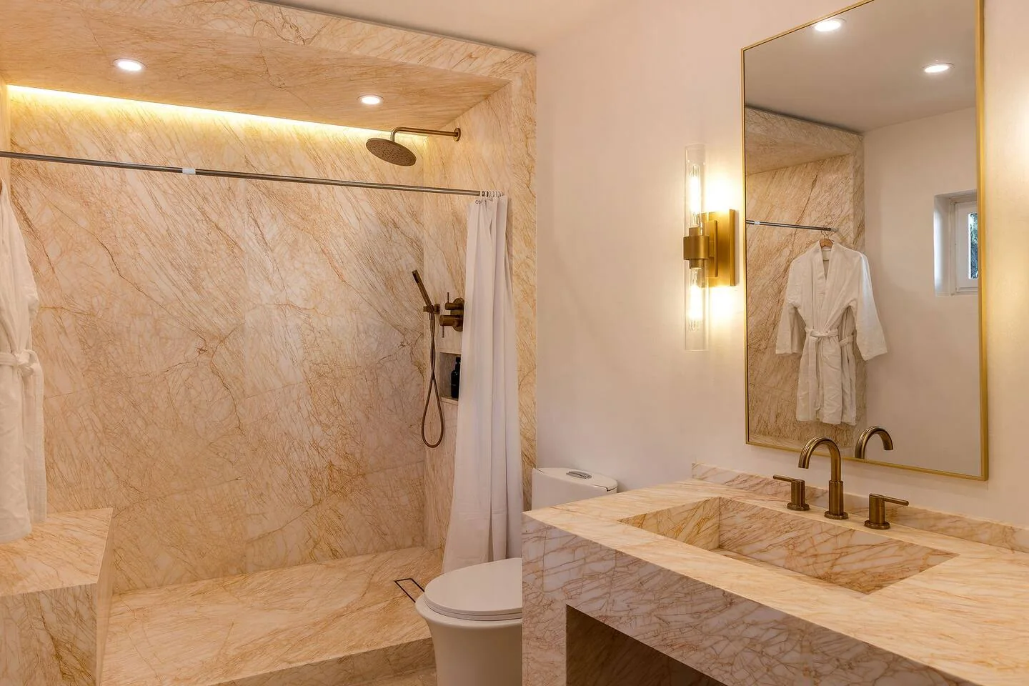 Bathroom — Cabarete Airbnb Apartment
